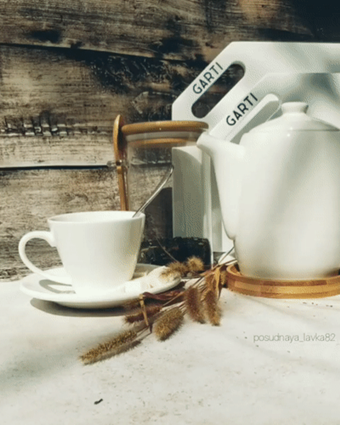 Wilmax White Porcelain Tea Cup, 6 fl oz (180 ml)