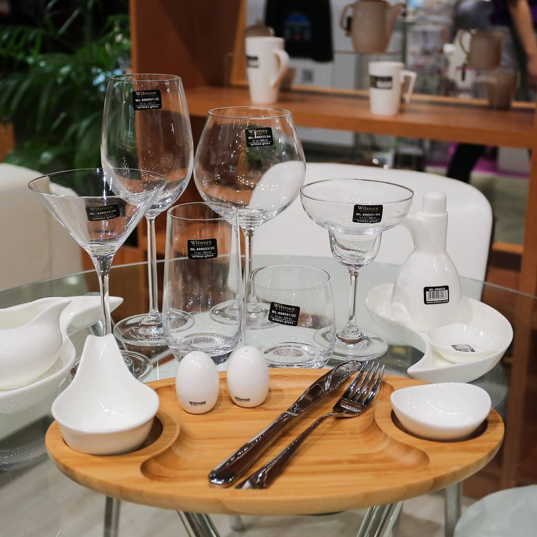 Wilmax Bamboo Tray with Yin Yang Porcelain Saucer Set