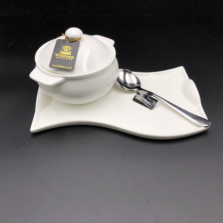 Wilmax Porcelain Individual Baking Pot Set with Spoon