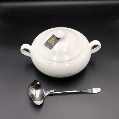 Wilmax Fine Porcelain Soup Tureen with Ladle, Family Size