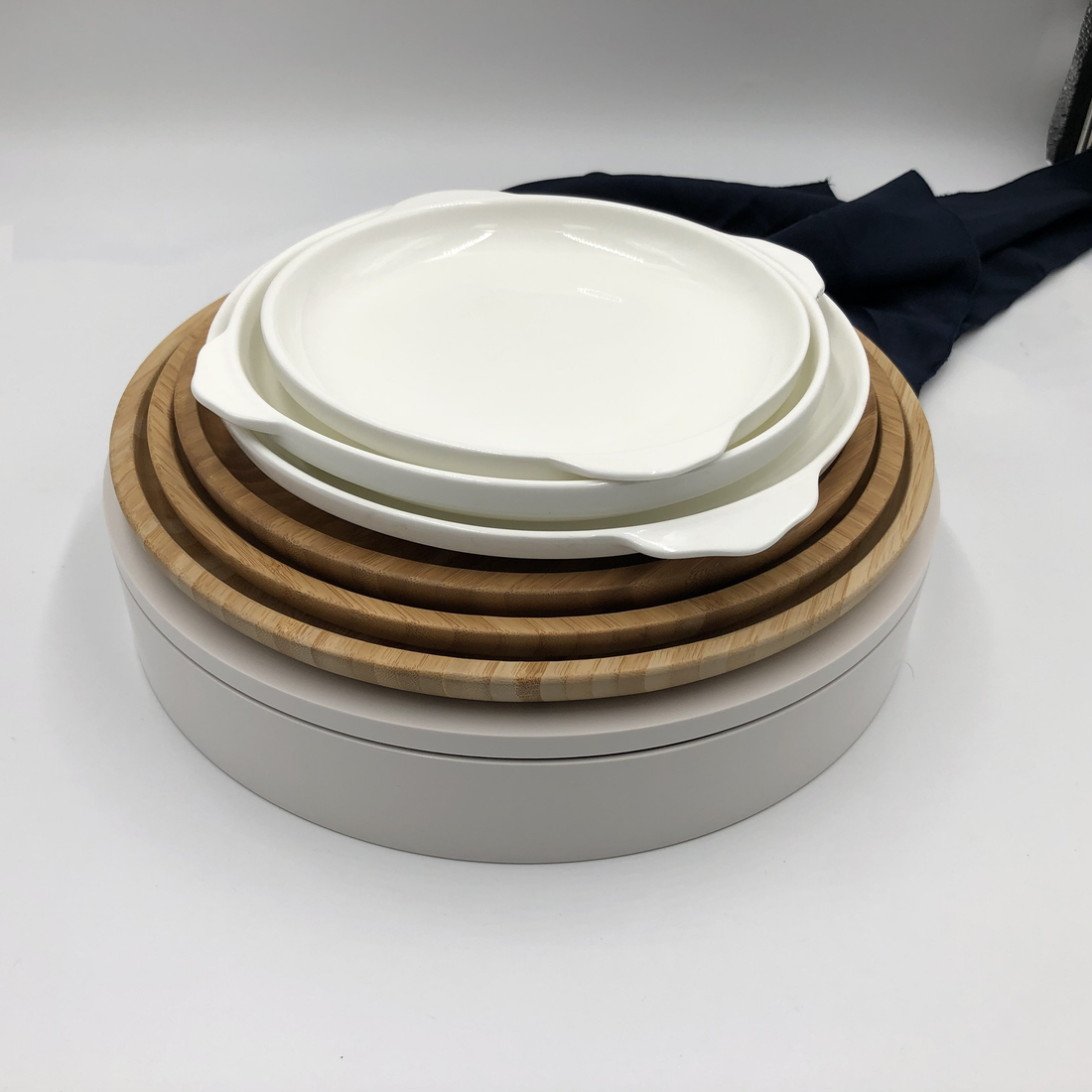 Wilmax Bamboo and Porcelain Round Baking Set, 10 in Plate