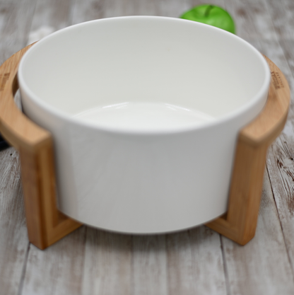 Wilmax Porcelain Serving Bowl, 9 in (123 oz / 3630 ml)