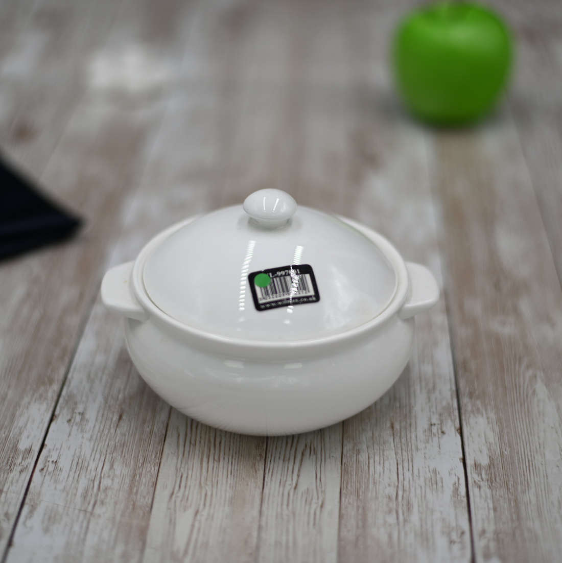 Wilmax Porcelain Baking Pot with Lid, 19 oz (550 ml)