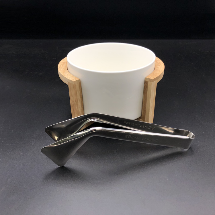 Wilmax Small Porcelain Salad Bowl Set with Bamboo Stand