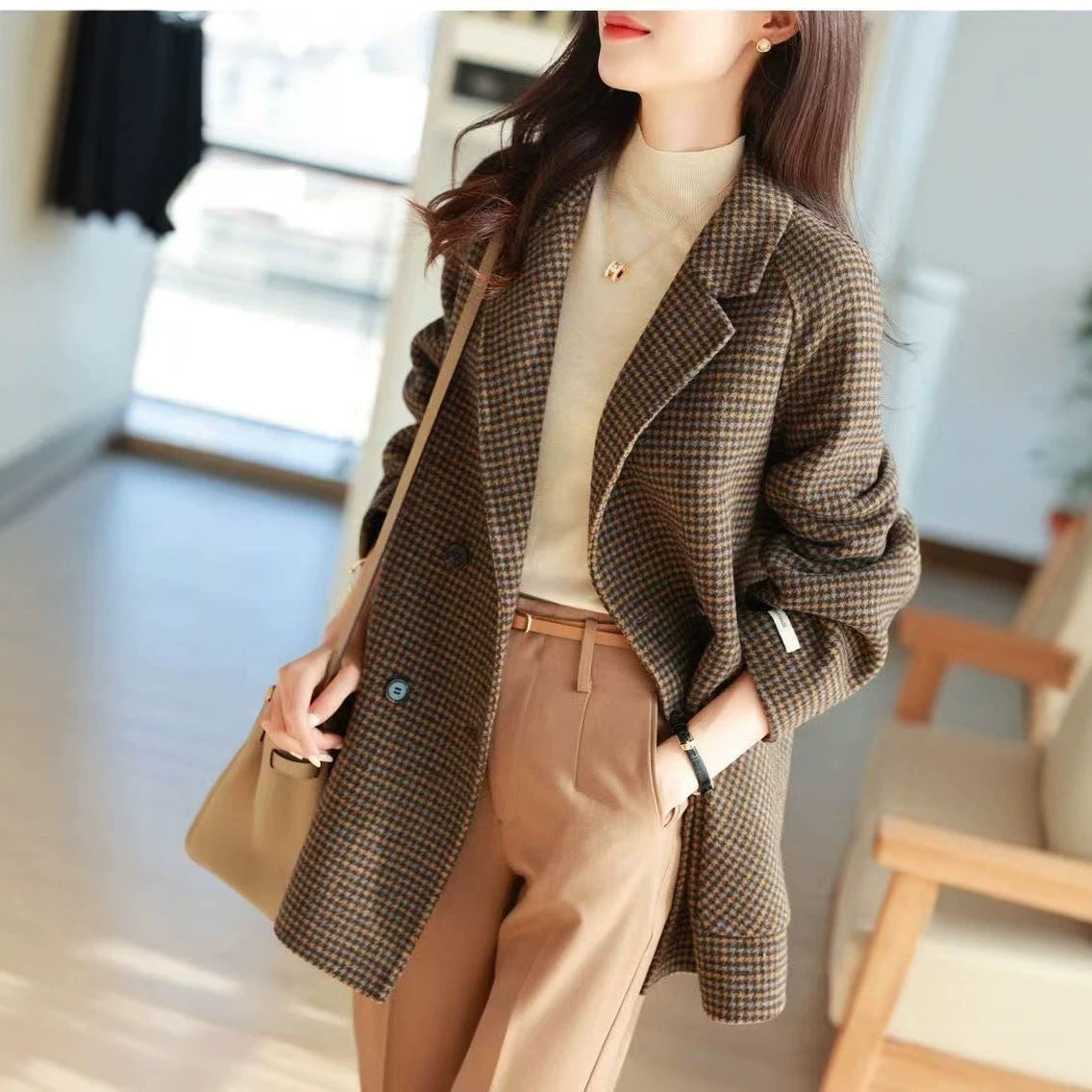 Women's loose mid-length checked wool coat