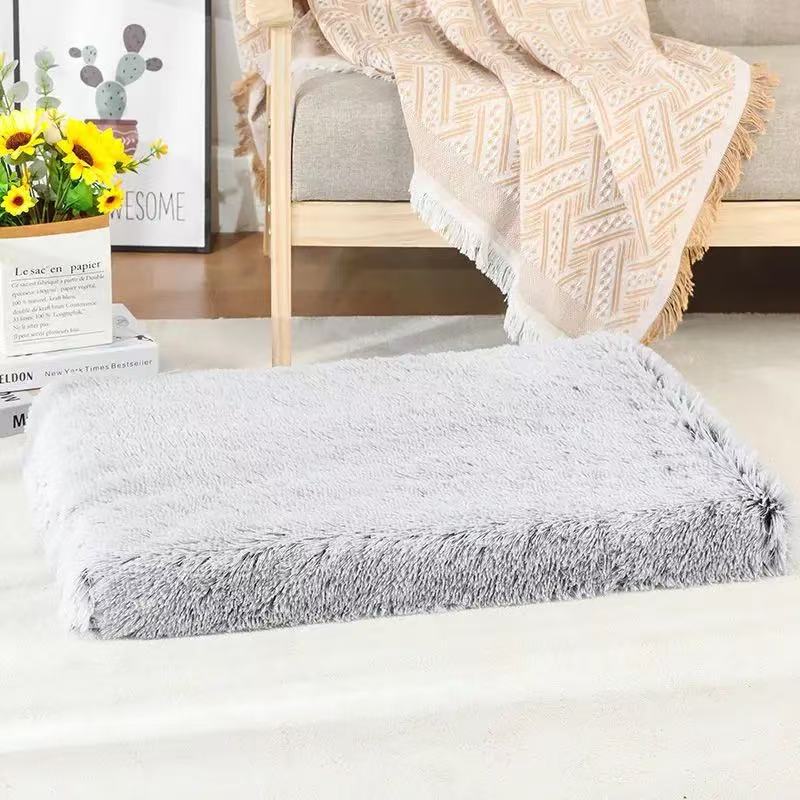 Square plush pet bed mat with raised edges, photo 6