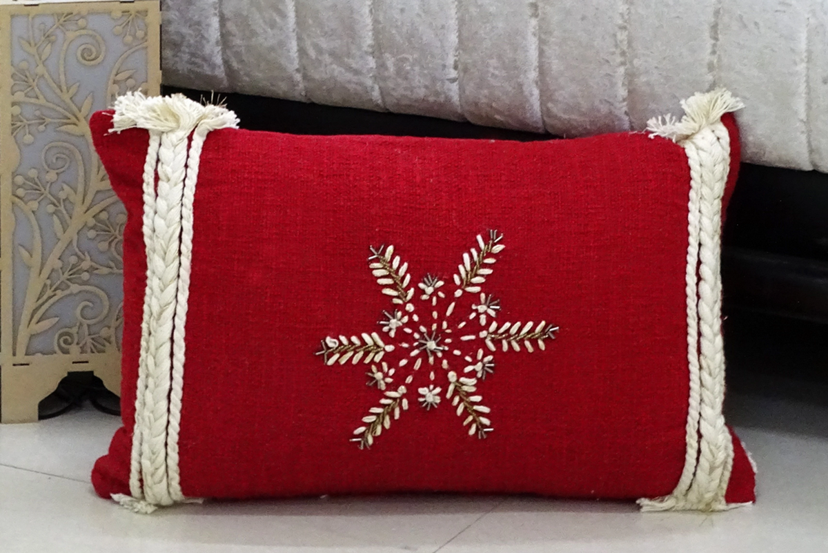 Chicos Home Red Christmas Snowflake Throw Pillow, 14x20