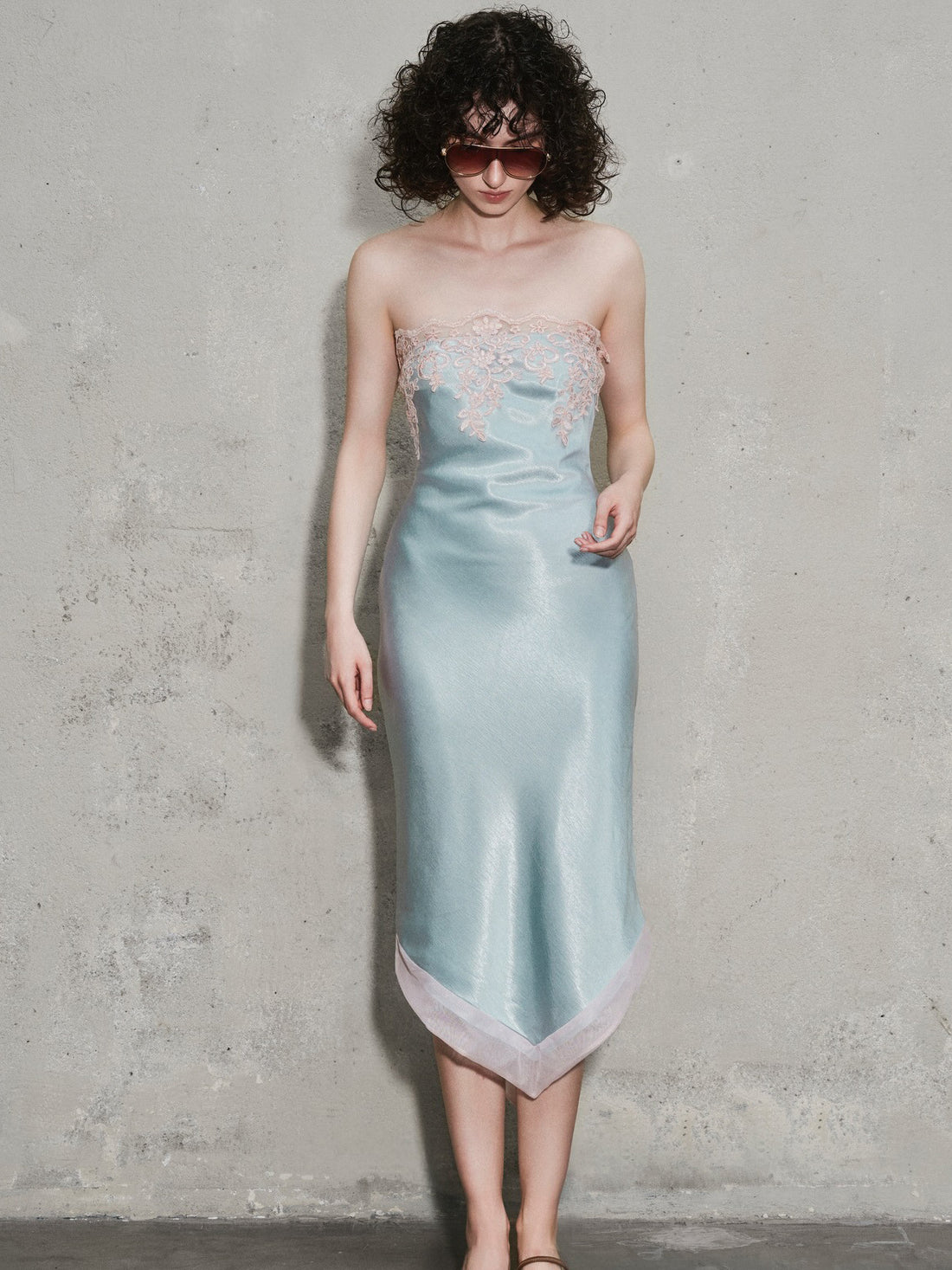 sexy hot girl backless slim-fit low-neck irregular strapless dress
