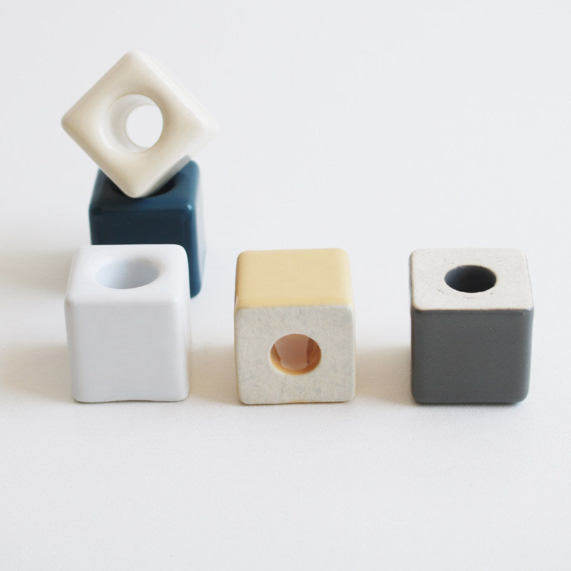 Simple Ceramic Toothbrush and Razor Holder