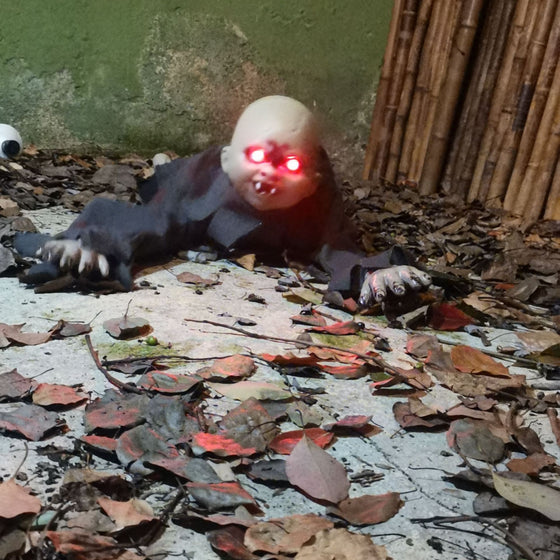 Crawling baby ghost doll prop, photo 3