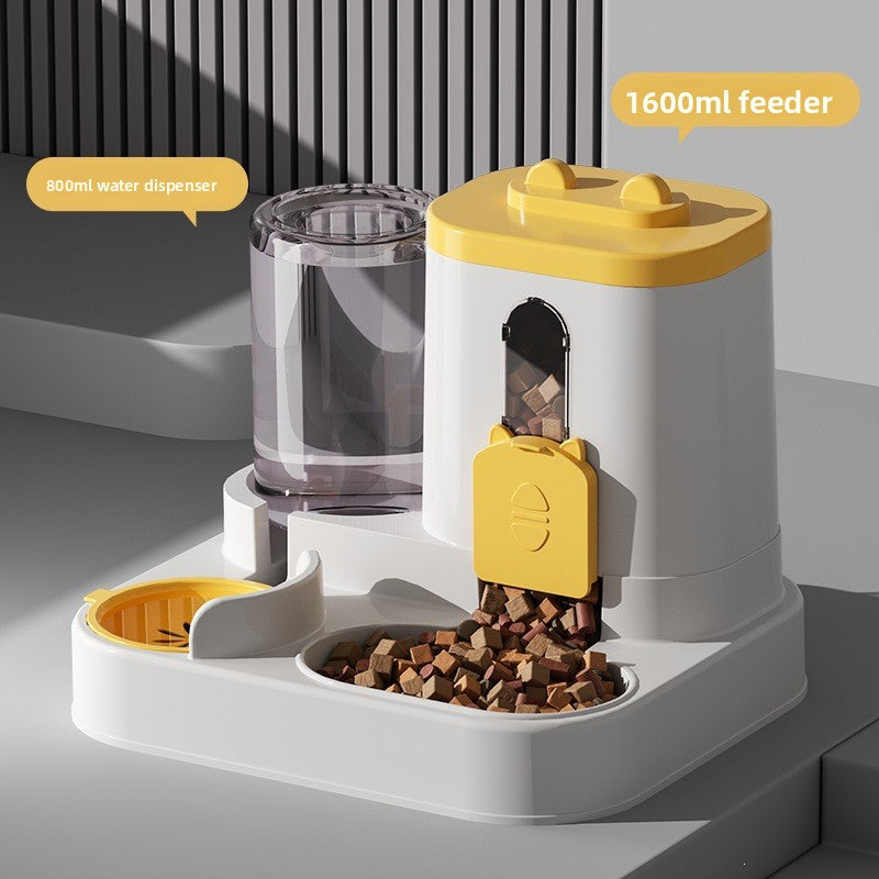 Pet supplies automatic feeder