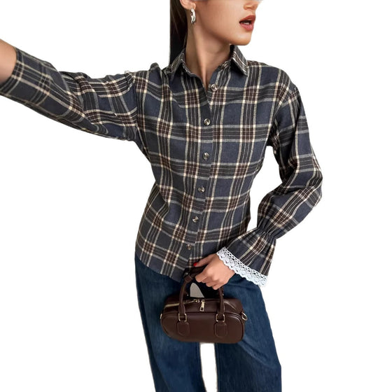 Women's long-sleeve pocket blouse