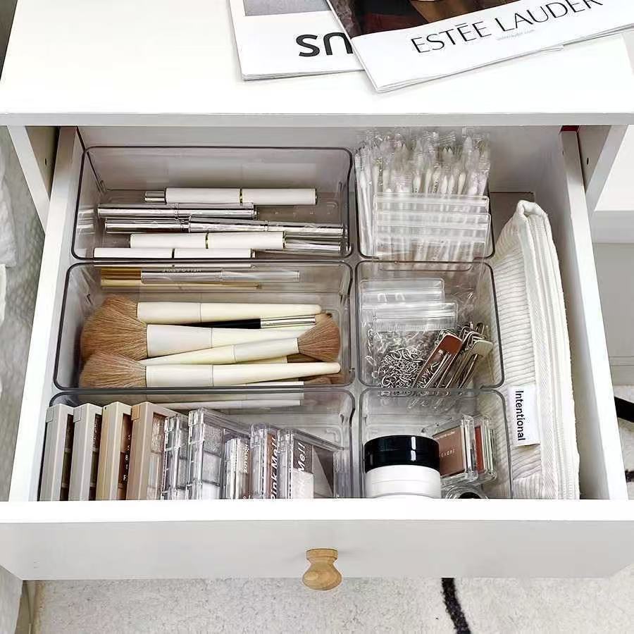 Small clear PET open-top desktop storage box, photo 2