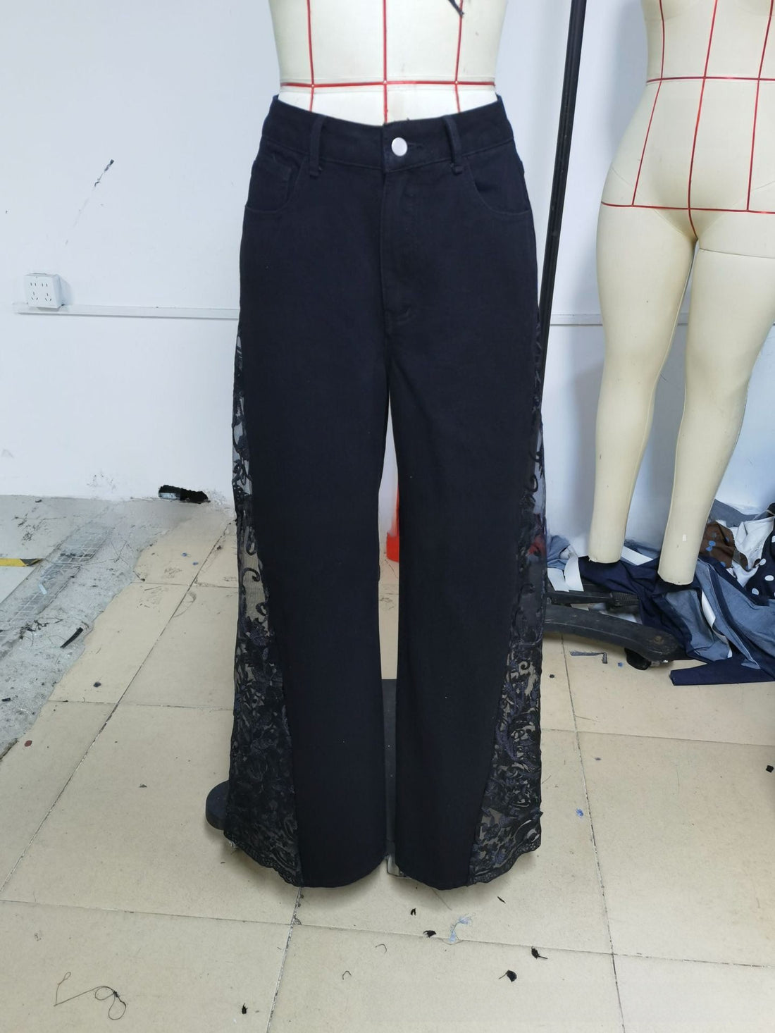 Women's Lace Patchwork High-Waisted Wide-Leg Denim Pants