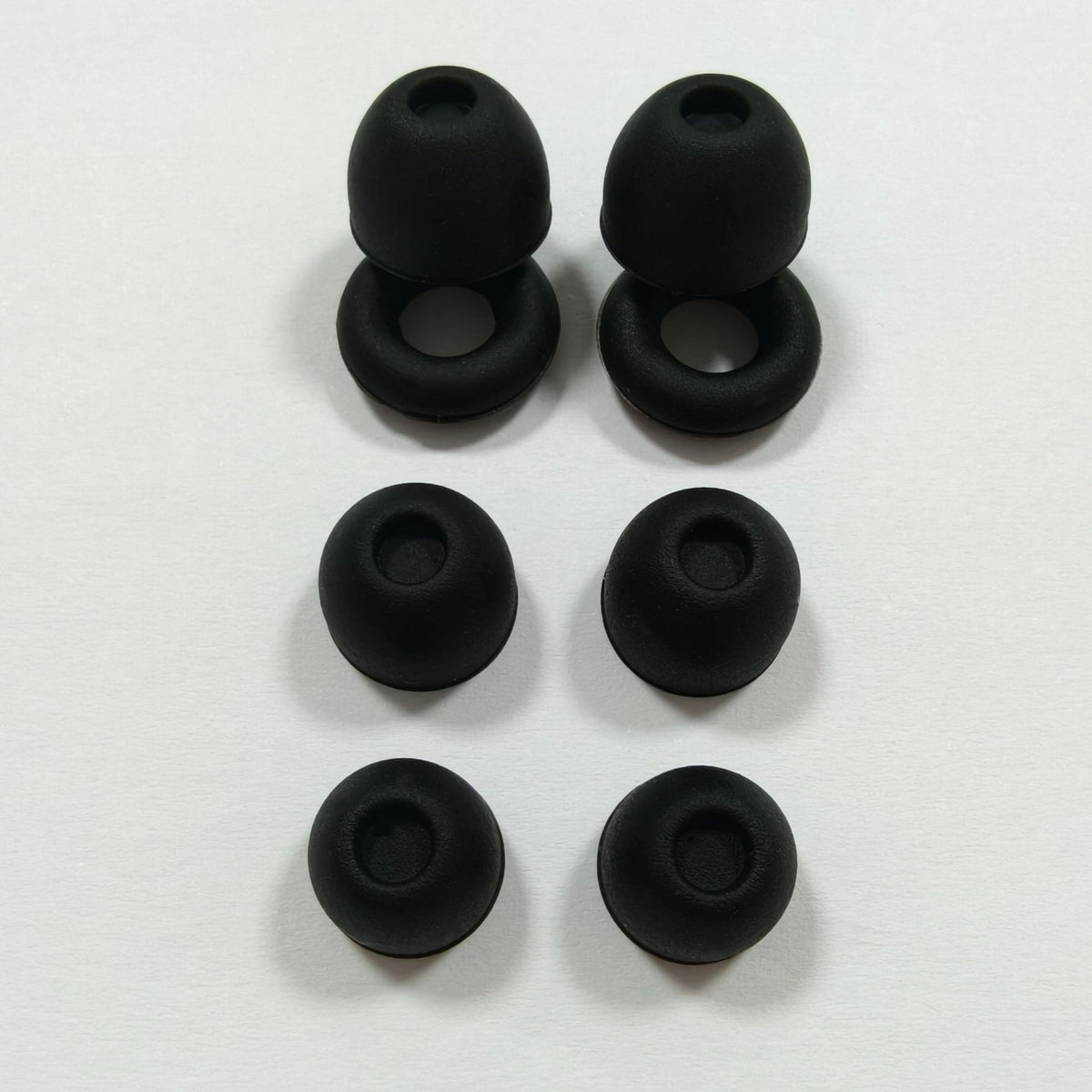 Silicone noise-blocking earplugs