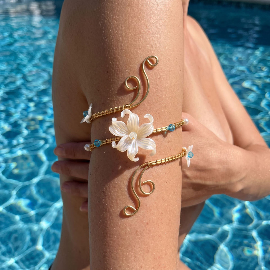 Women's Snake Shape Open Cuff Arm Bracelet Fashion Arm Ring Jewelry