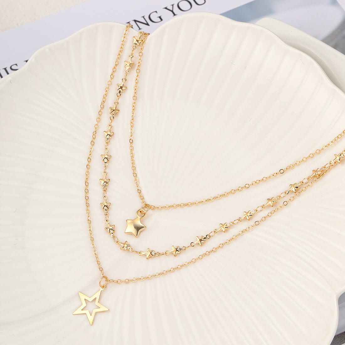 Women's Multi-Layered Star Pendant Alloy Necklace Vintage Clavicle Chain