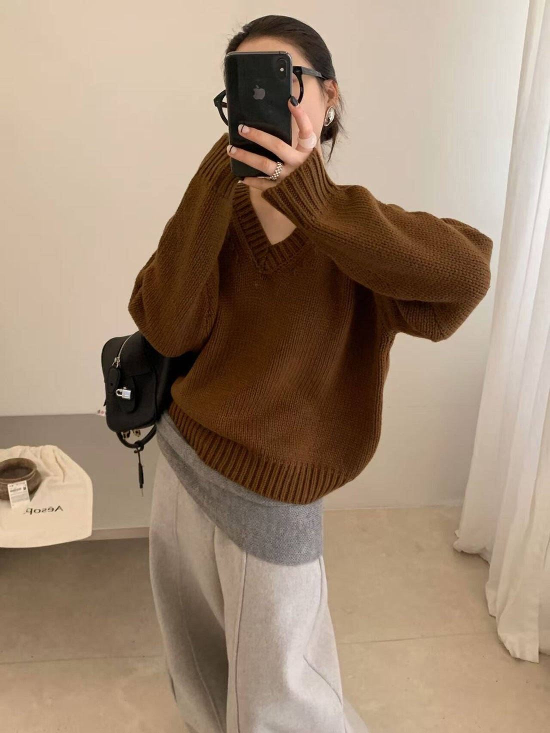 Women's Vintage Twist V-Neck Knit Sweater