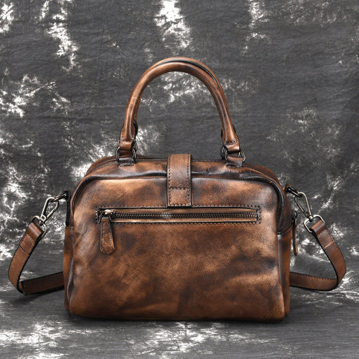 Leather crossbody bag side profile detail