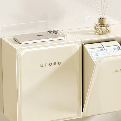 Wall-mounted storage box for bathroom