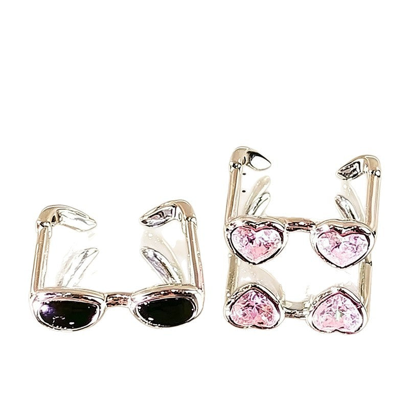 Adjustable ring with open finger opening