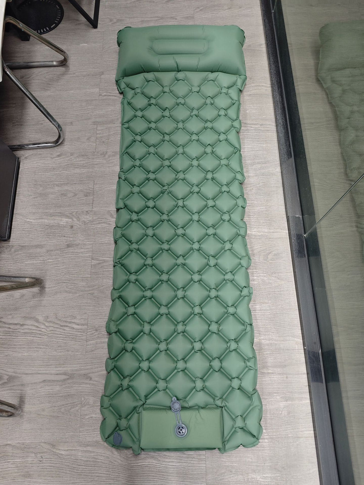 inflatable mattress