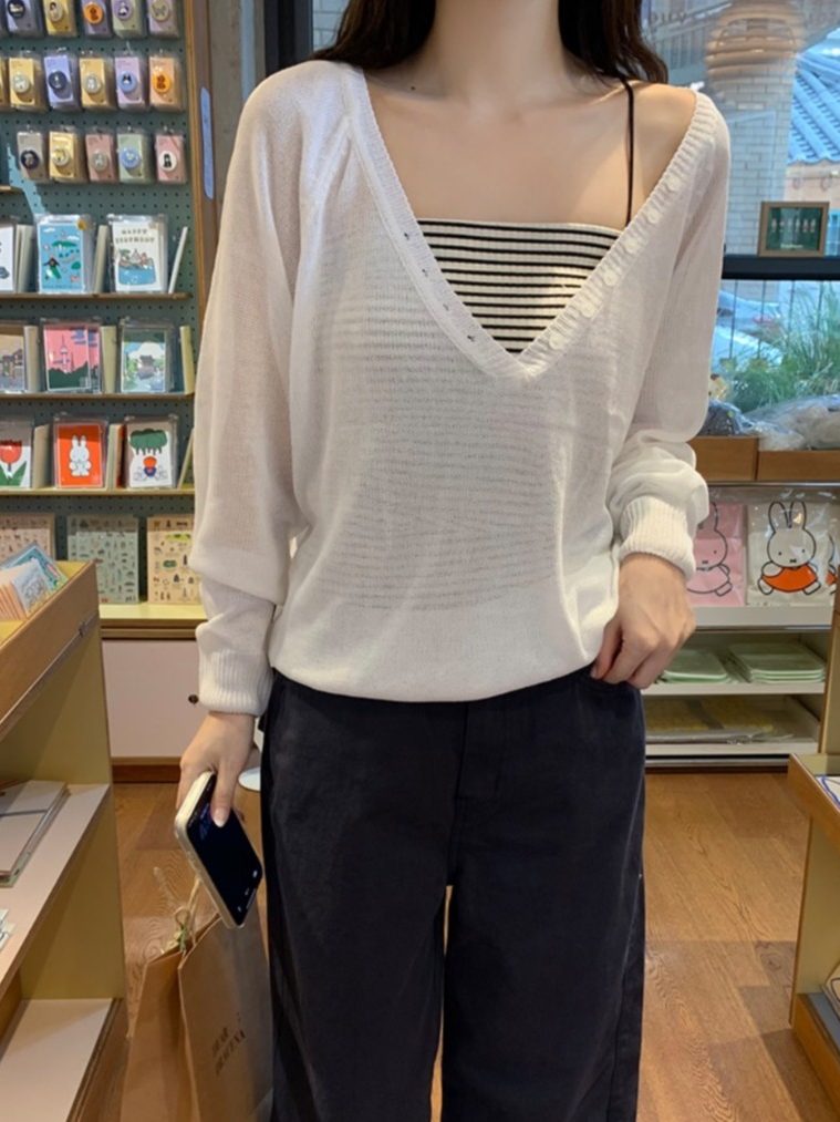 Women Autumn V-Neck Button Long-Sleeve Knit Top