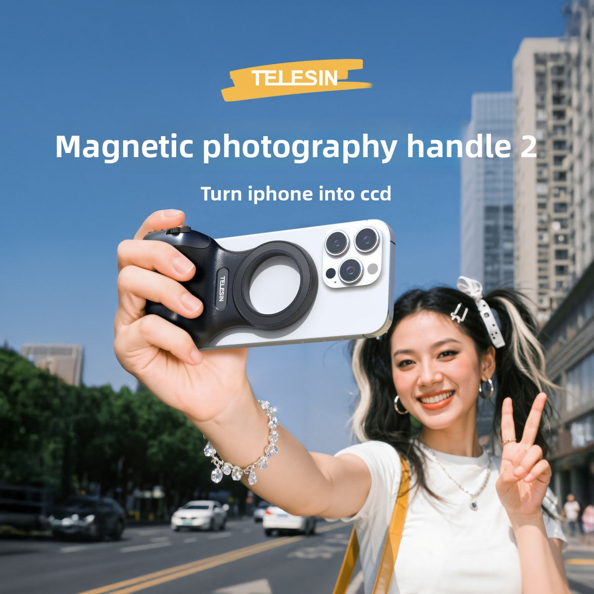 Wireless Bluetooth Camera Handle with Fill Light