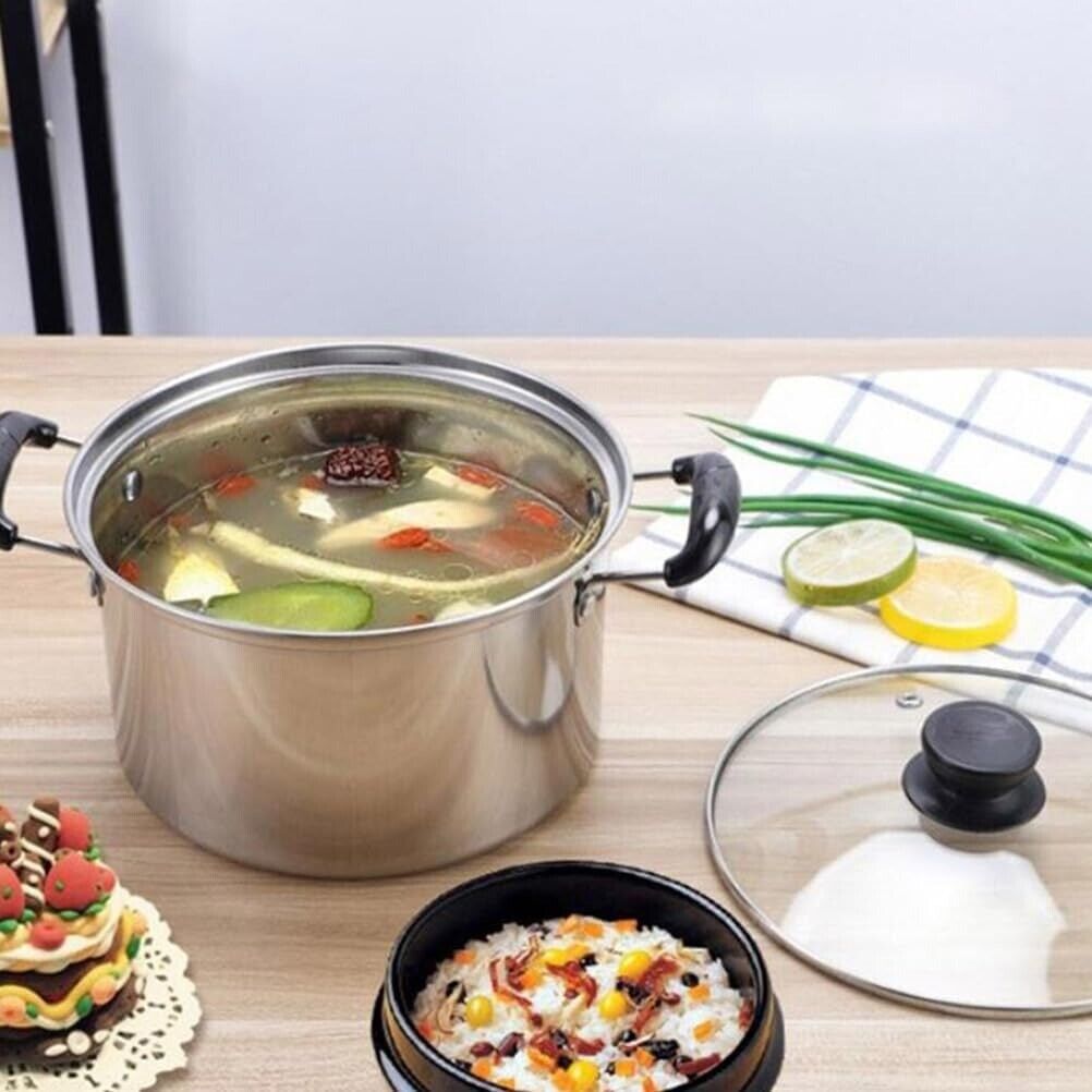 Stockpot from the 5-piece cookware set