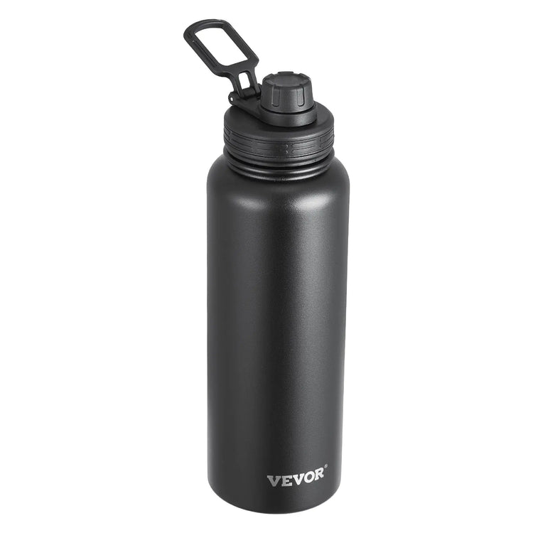 40oz insulated tumbler in use