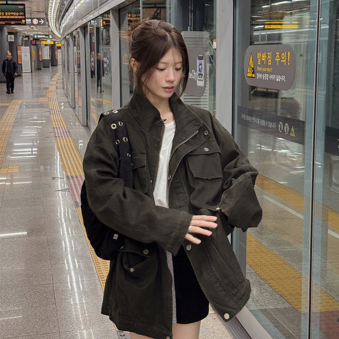 Women's Retro Distressed Multi-Pocket Workwear Trench Coat