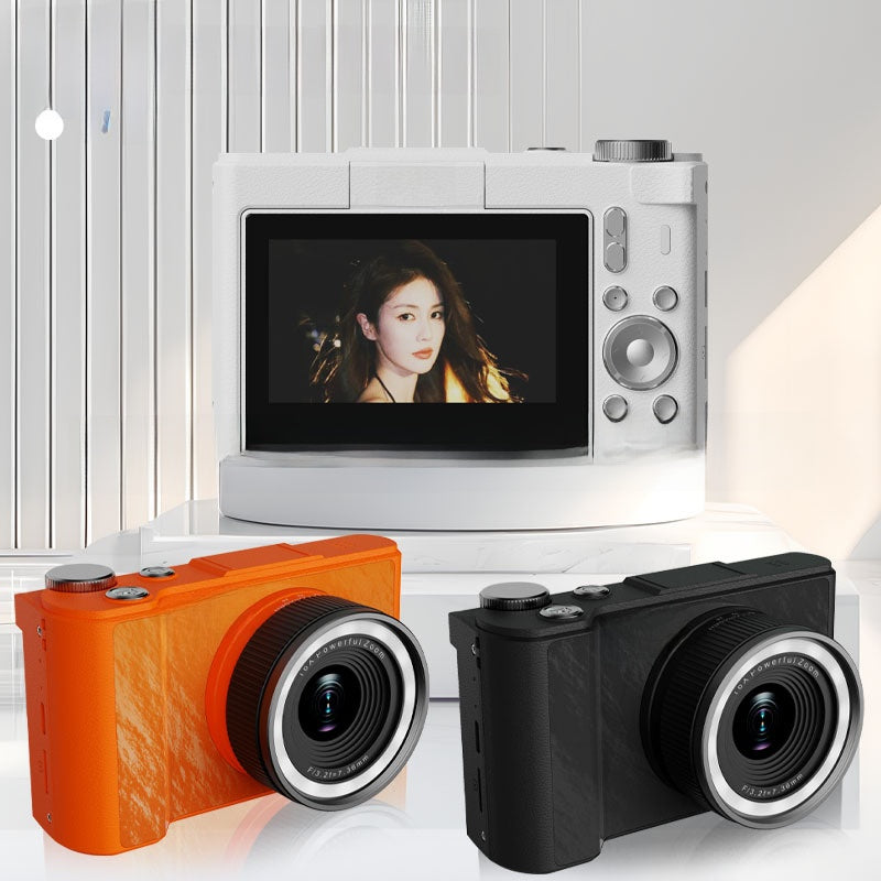 Q5 HD Retro CCD Camera with Flip Screen