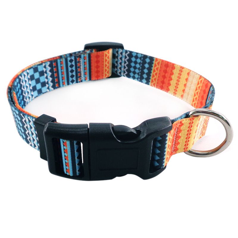 Bohemian collar in purple print