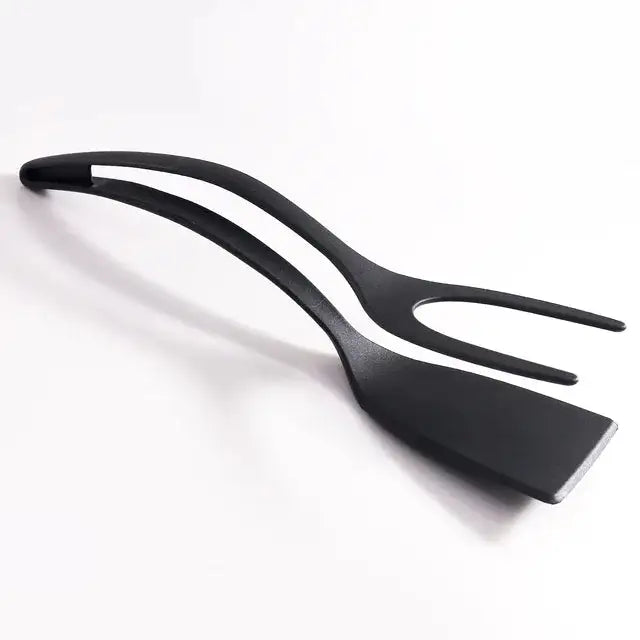 Close-up of the tong end fork tines for gripping food