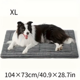Removable cover detail on dog bed mat