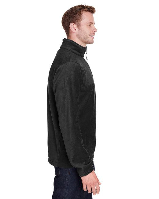 Men's Mountain half-zip fleece pullover, detail of half-zip collar