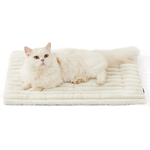 Self warming cat mat in beige, cozy pet rest spot