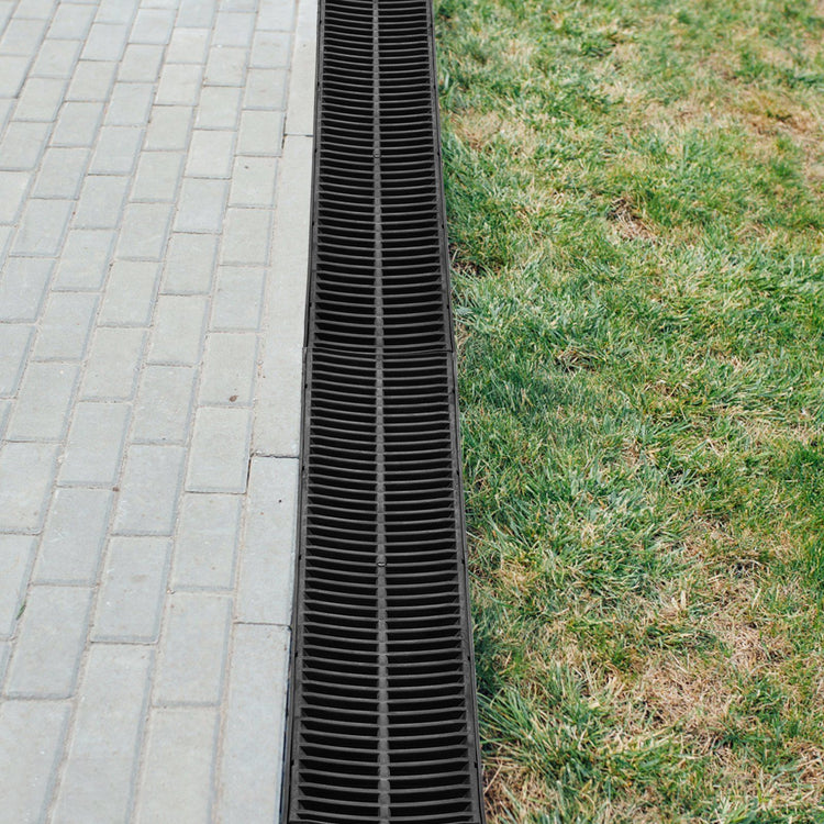 Trench Drain System with Grates packaging view