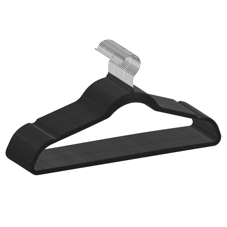 Velvet clothes hangers 50-pack in black with non-slip flocked surface