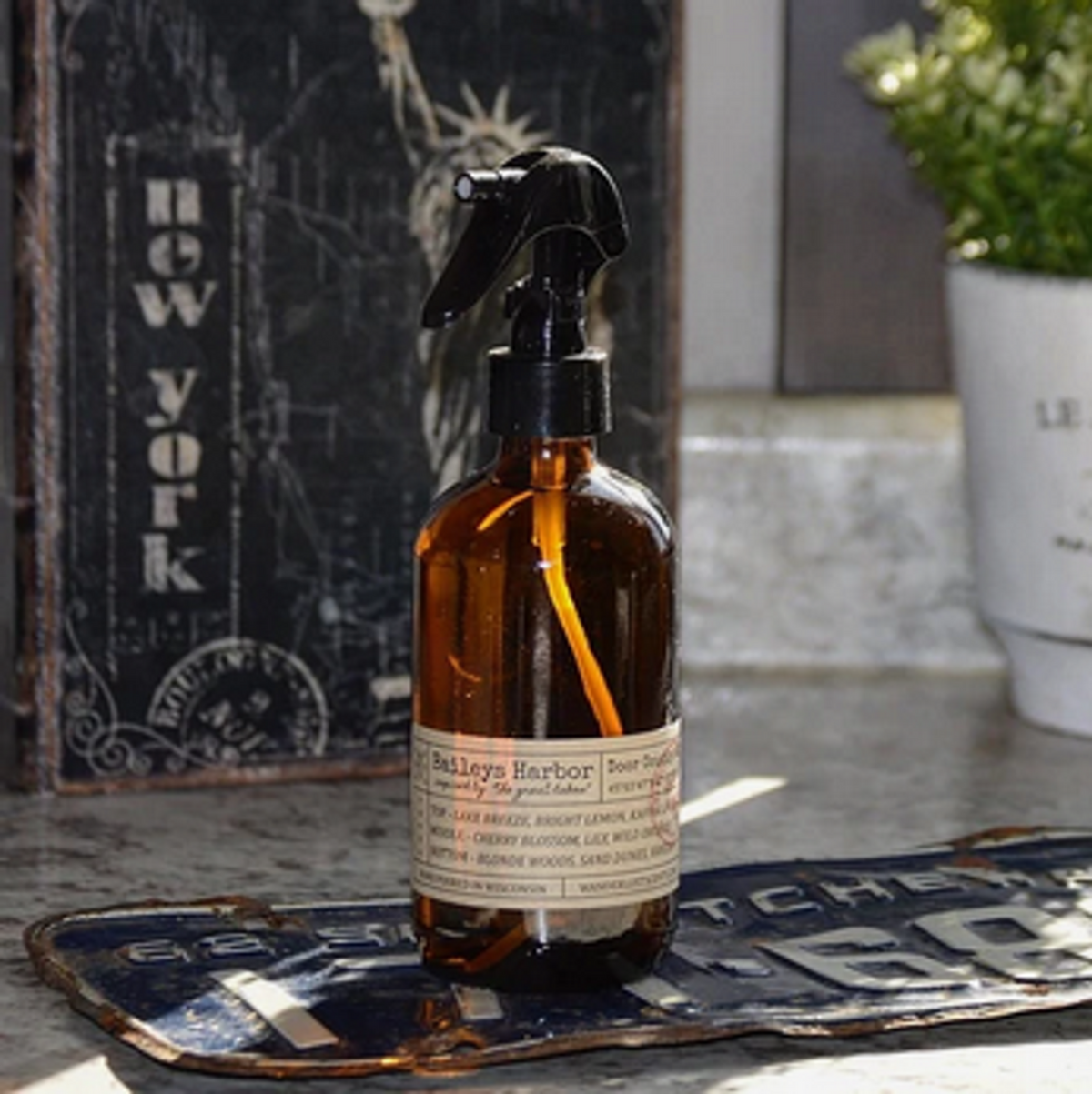 Wanderlust Scents 8oz Room Spray