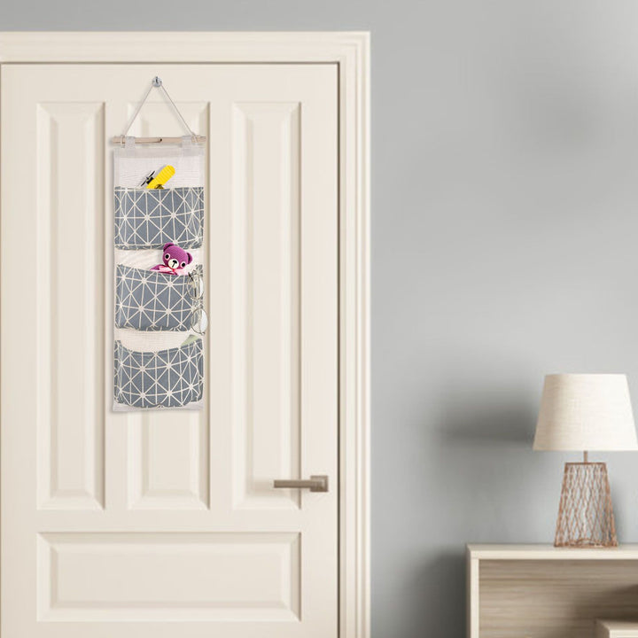 Waterproof Wall-Mounted Storage Bag Organizer feature detail