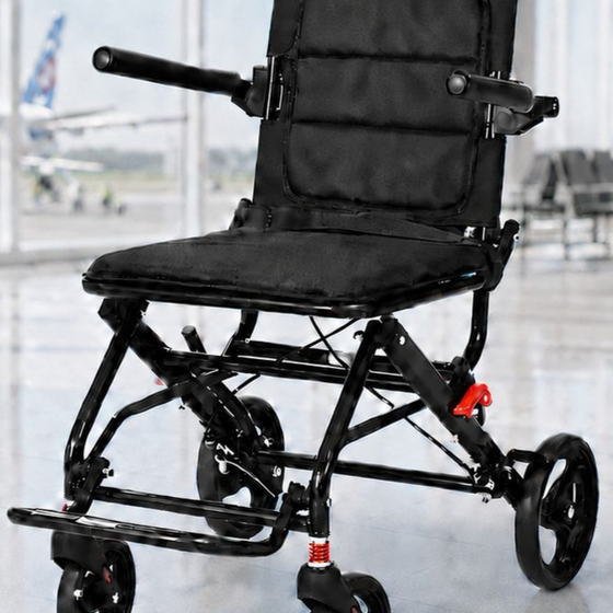 Travelling wheelchair is lightweight.
