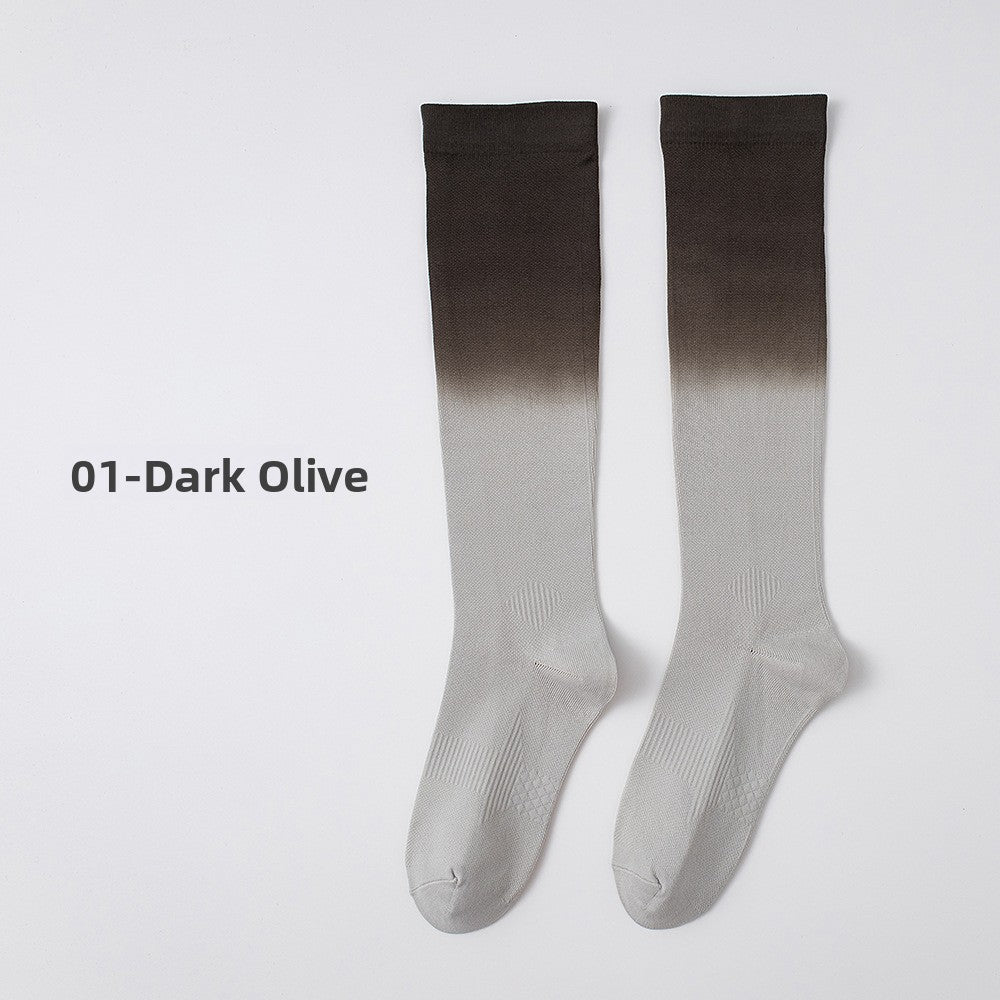 Gradient color nylon blend athletic socks, photo 5