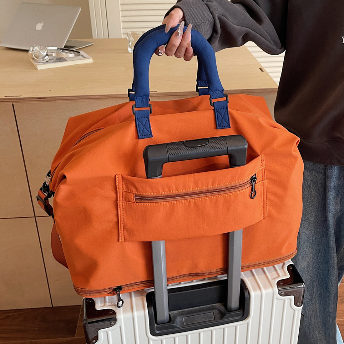 Large Capacity Lightweight Travel Bag