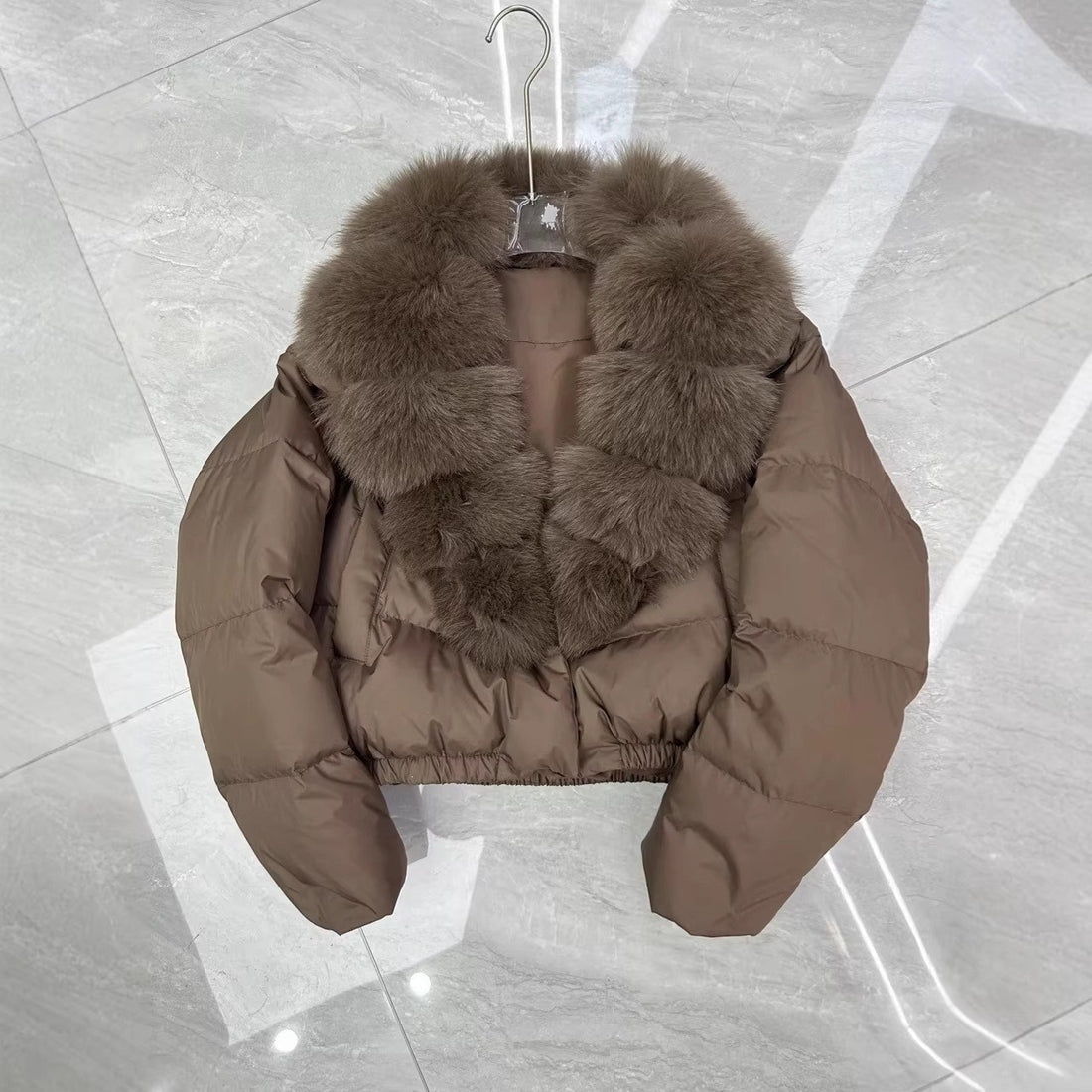 Women's short padded coat with removable faux fur collar, photo 8