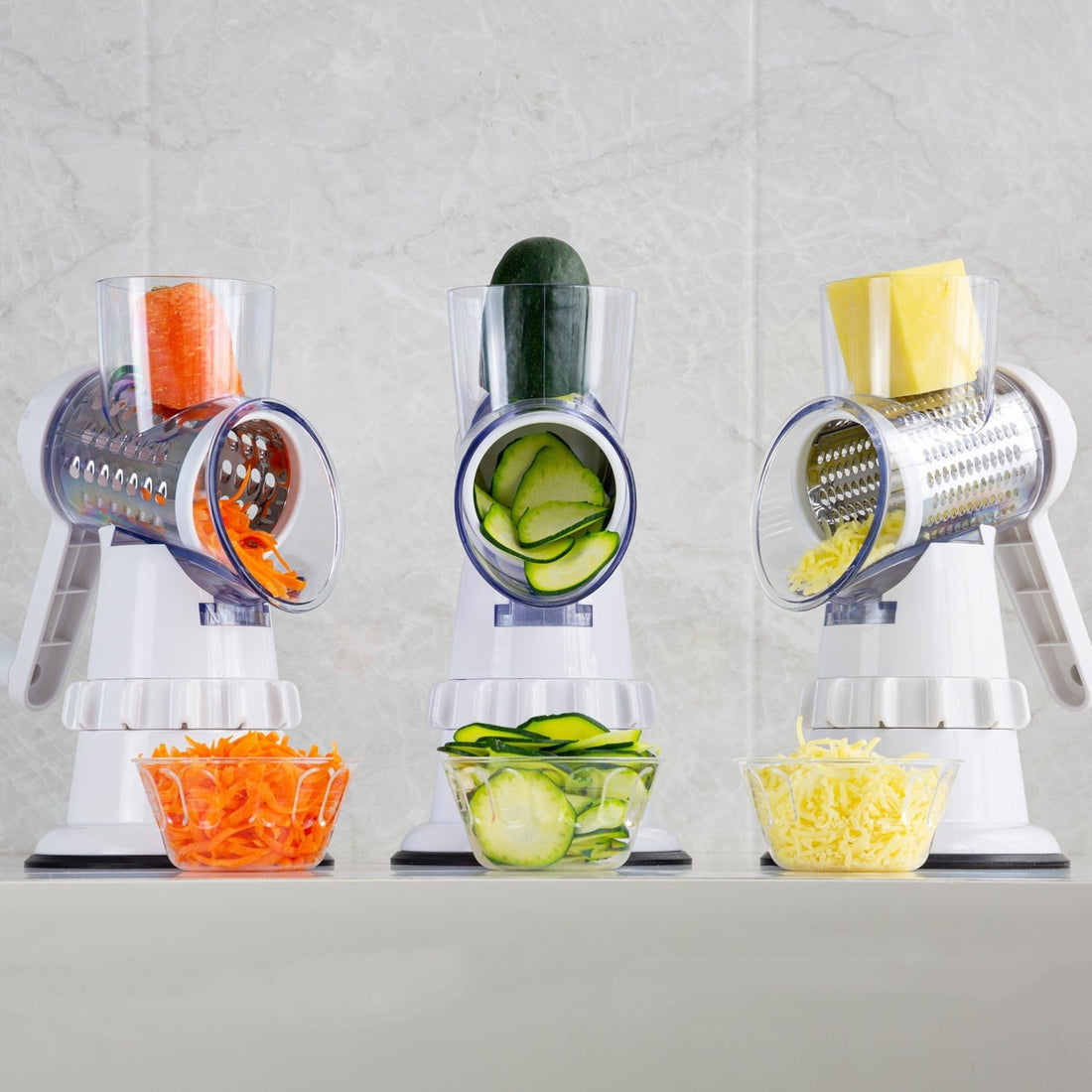 3-in-1 Vegetable Slicer, julienne blade close-up