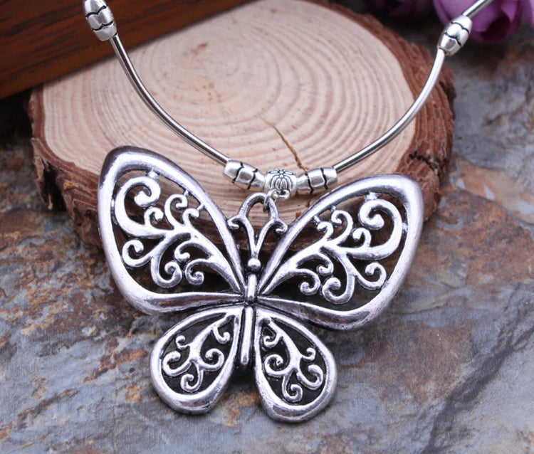 Hollow Butterfly Pendant Necklace — Adjustable Chain - Image 4