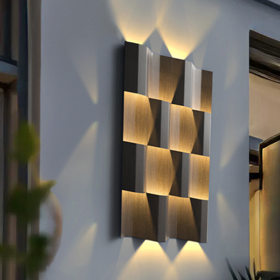 Decorative Solar LED Wall Light for Outdoor Use Outdoor & Pond Lighting product image 3