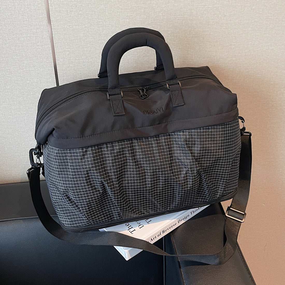 Large Capacity Lightweight Travel Bag