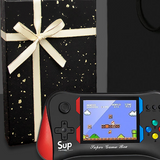 Handheld gaming console